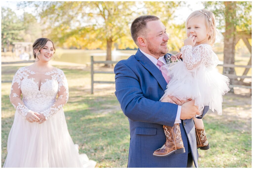 Bride and groom with daughter | Alabama Wedding Photographer Amanda Horne